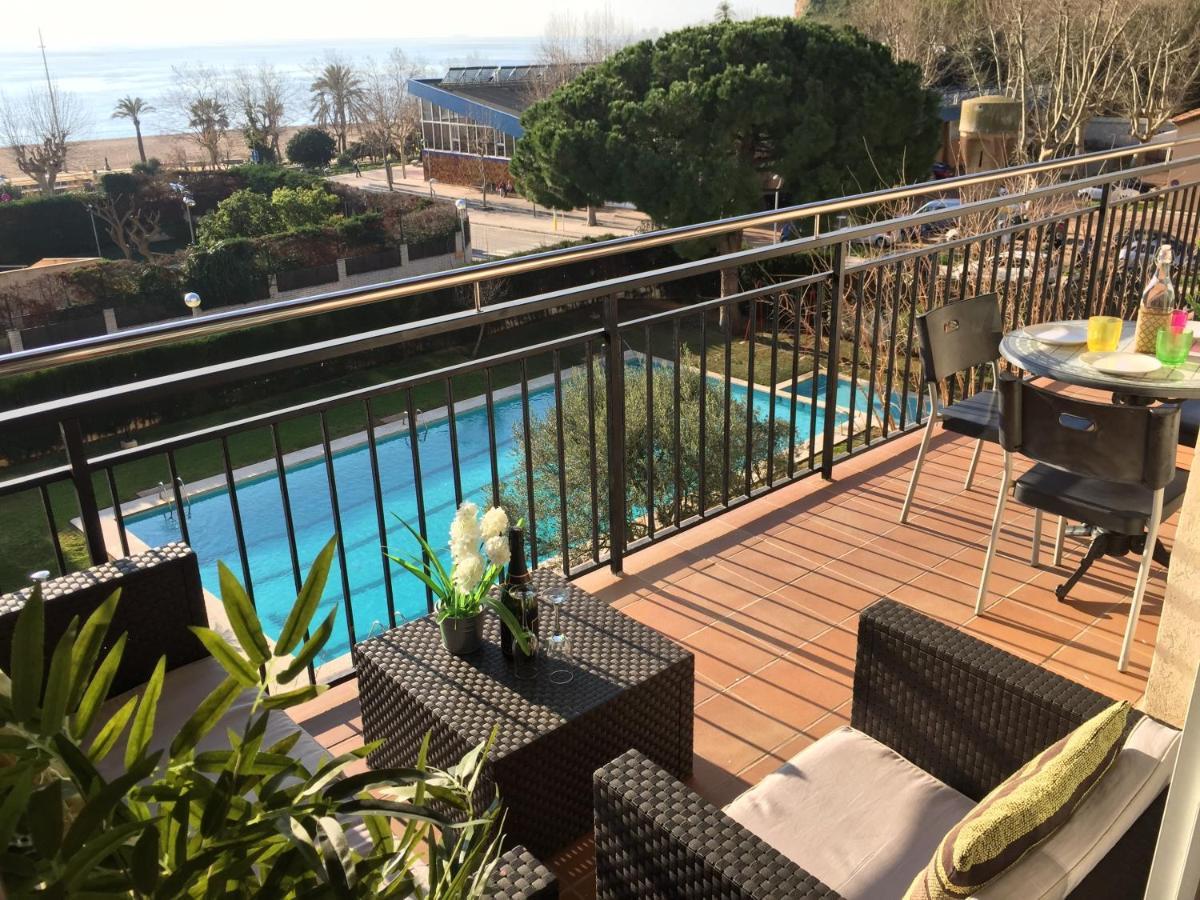 The Hollidays Apartment Calella Exterior photo