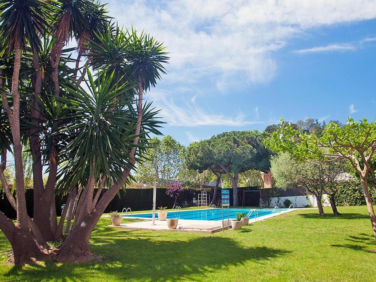 The Hollidays Apartment Calella Exterior photo