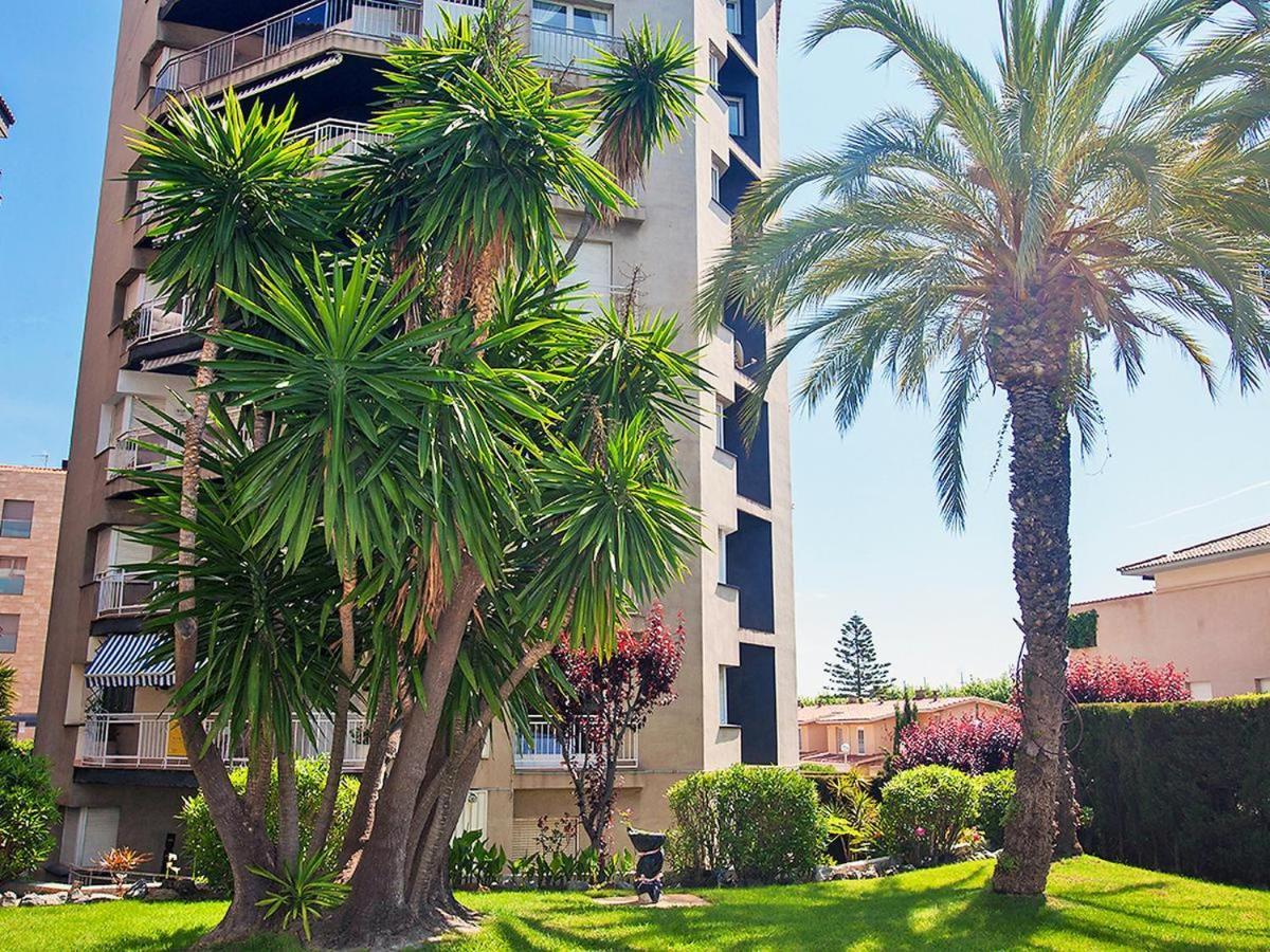 The Hollidays Apartment Calella Exterior photo